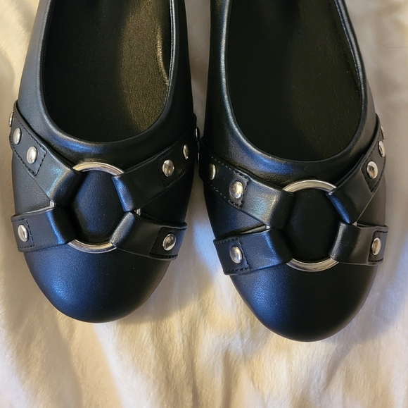 New studded strap, buckle around the ankle, ballet flats, from Shein - Picture 6 of 10